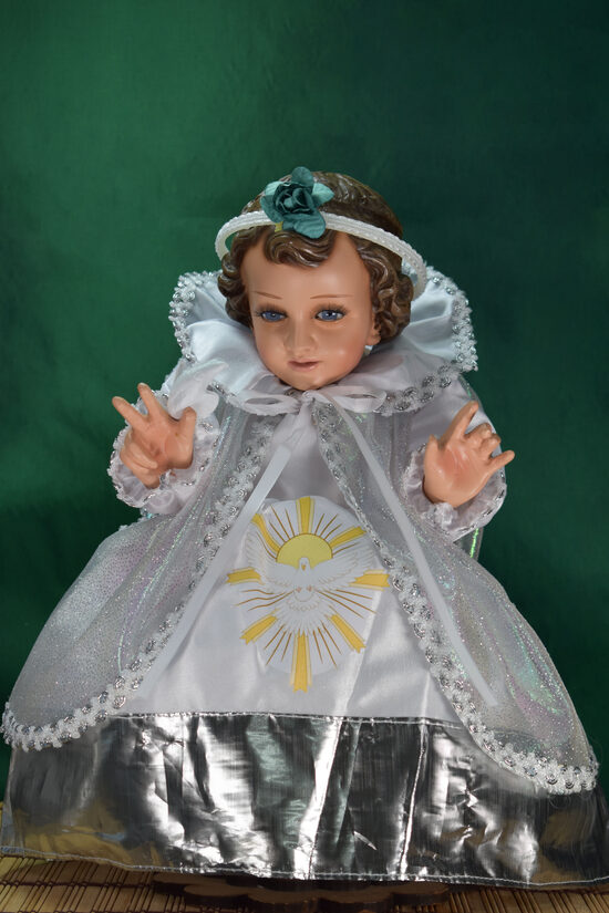 Niño Dios Vestido de Palomas