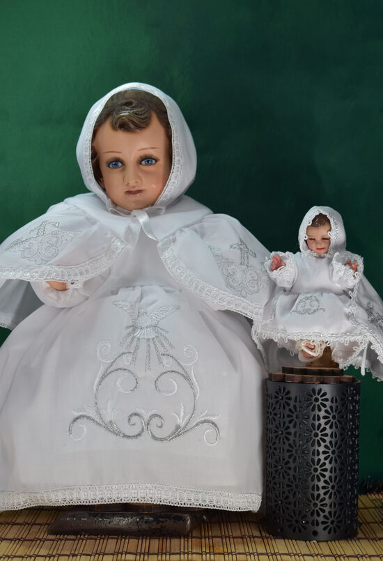 Niño dios Vestido de Ropón Espíritu Santo