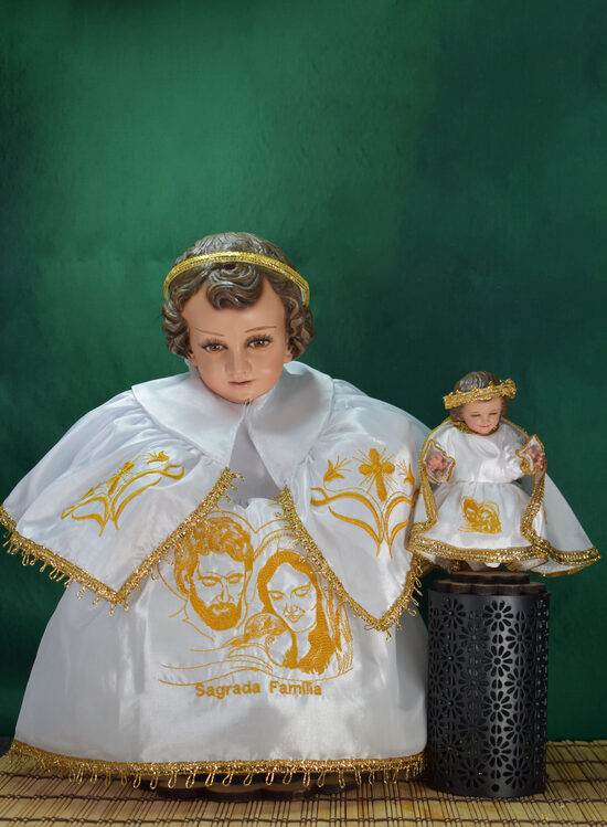 Niño Dios Vestido de Sagrada Familia